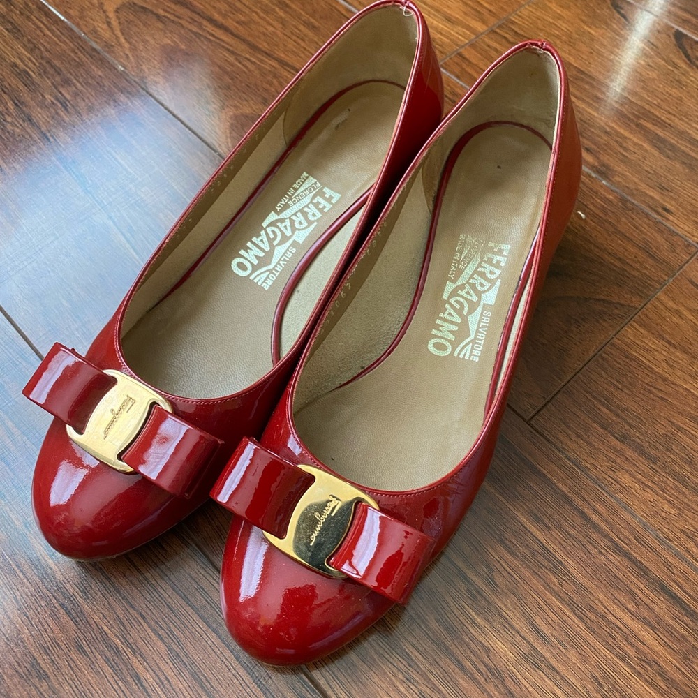 Salvatore Ferragamo Red Patent Leather Pumps size 5.5
